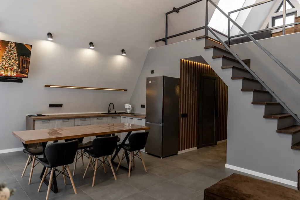 Хабарский треугольник - дом на горе с видом на реку