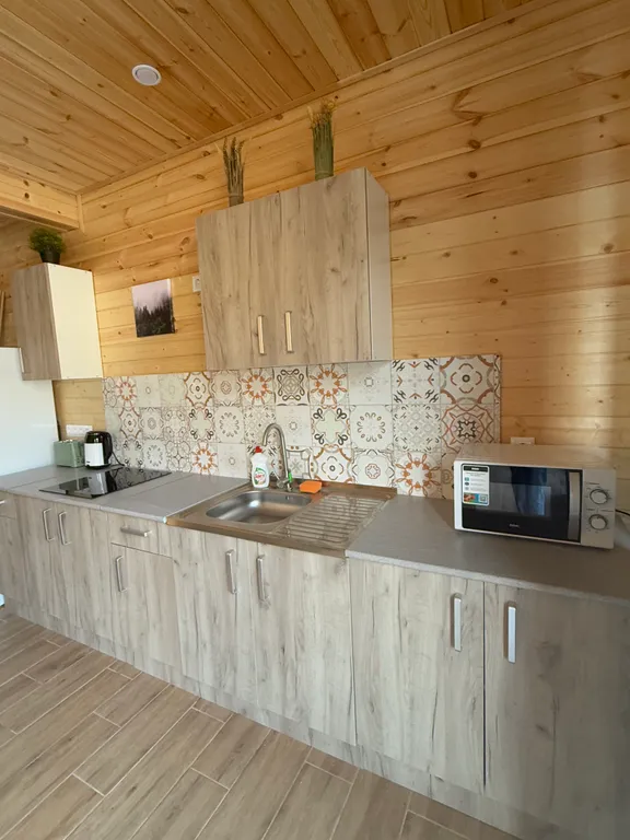 Барнхаус с бассейном и видом на реку