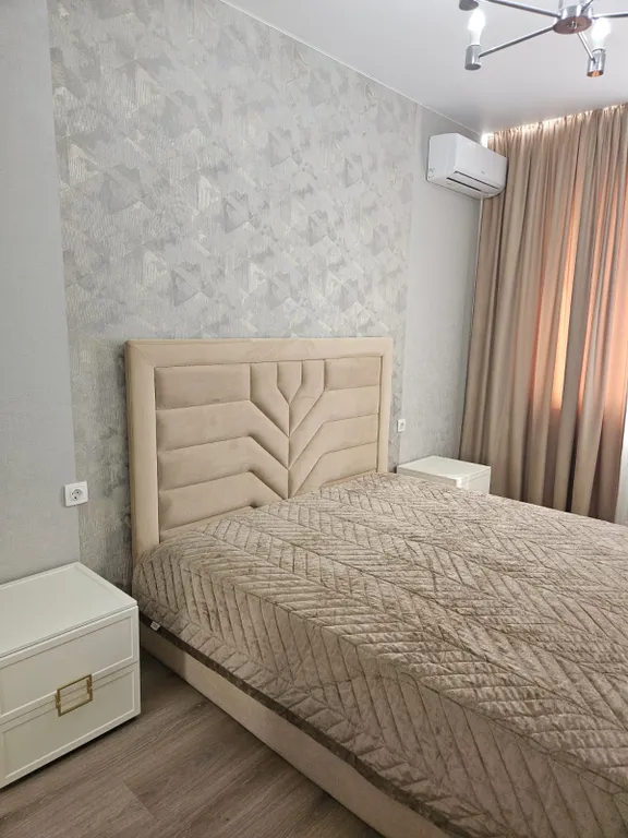 Современная  двушка в центре города