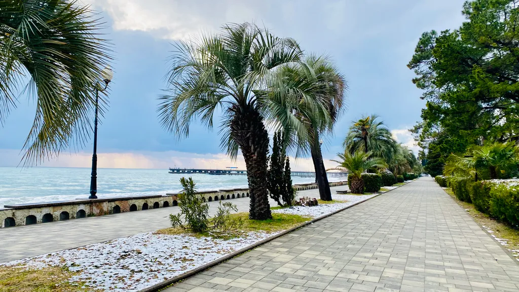 Коттедж Дом Holiday Park — Гагра