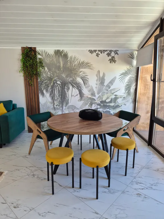 Дом на берегу моря