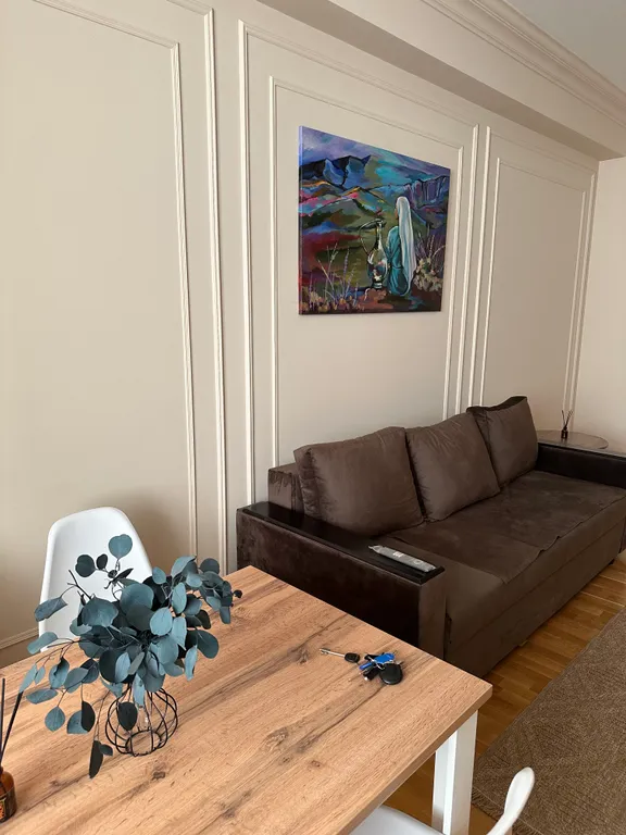 Уютная евродвушка с новым ремонтом на первой береговой линии