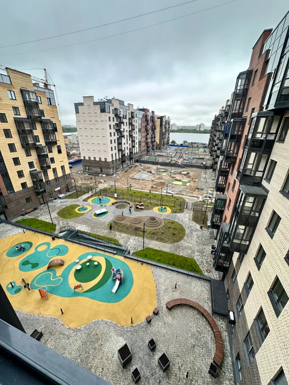 Уютная квартира в центре города, с красивым видом на озеро и двор