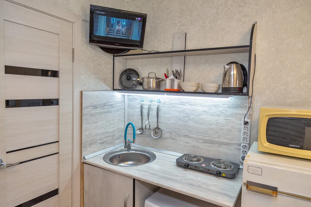 Квартира Уютная небольшая студия рядом с метро Золотая нива — аренда посуточно в Новосибирск