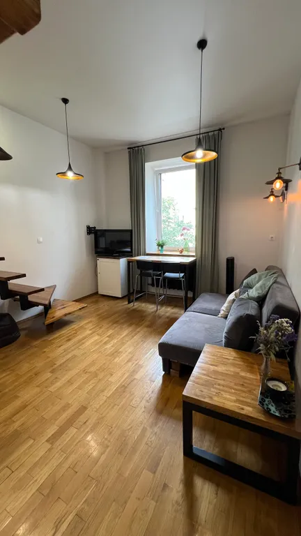 Двухуровневая квартира в центре