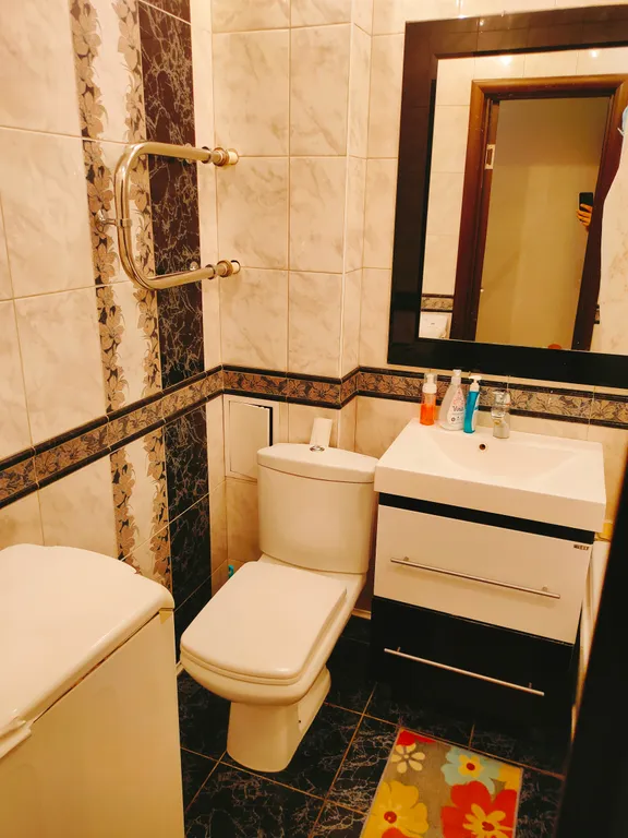 Квартира рядом с театром оперы и балета и центральным рынком