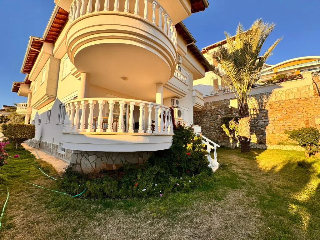 Уютная квартира с выходом в сад