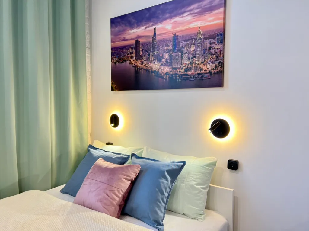 Трехместная студия около ЖД Вокзала