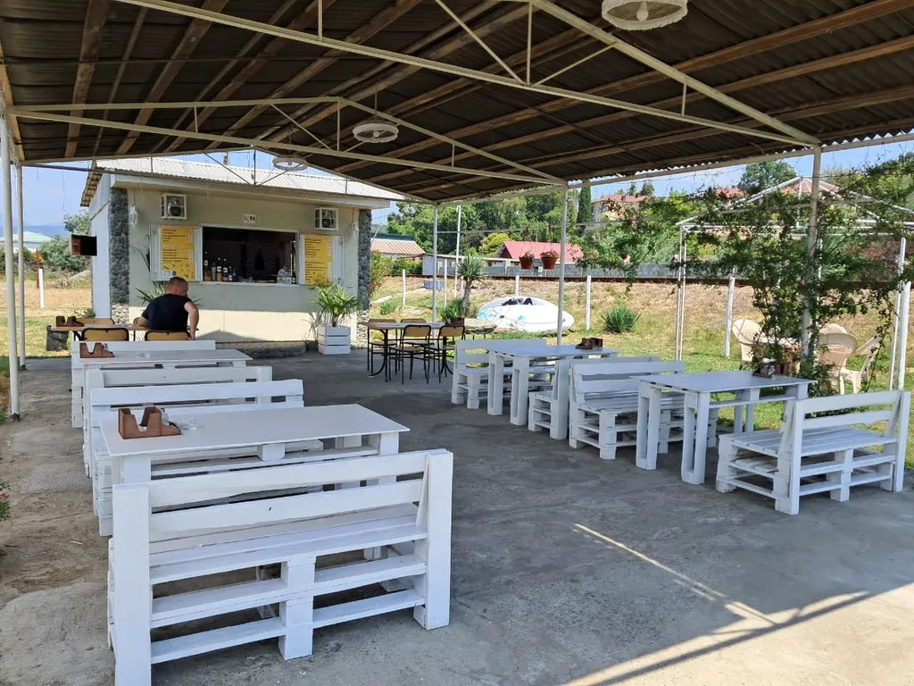 Домик с двориком на Каштаке | 300 м до моря | песчаный пляж