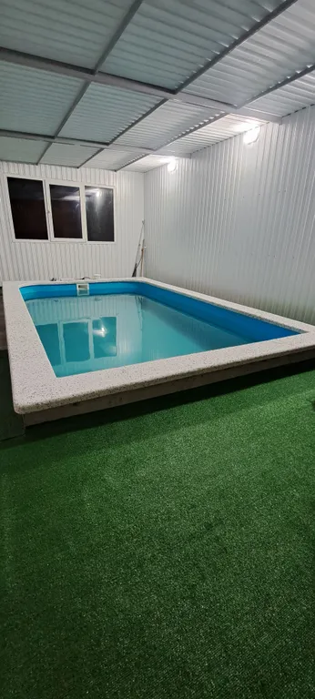 Коттедж Домик у пруда с тёплым бассейном — аренда посуточно в Голубицкая