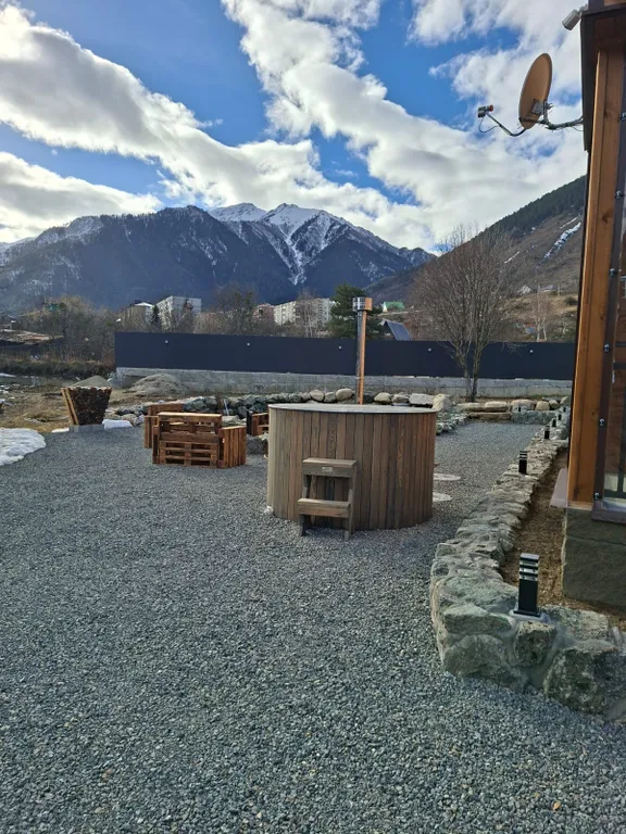 Новый гостевой дом для отдыха в горах