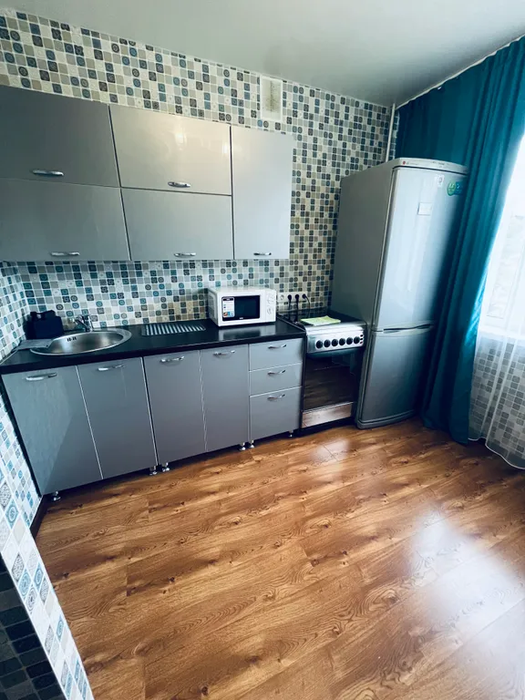 Квартира рядом с остановкой родина