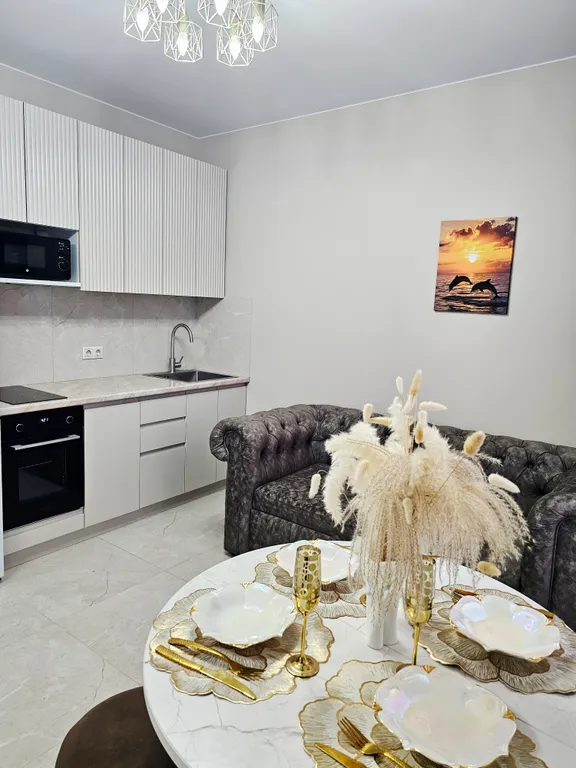 Квартира с видом на горы в новом ЖК с собственной набережной