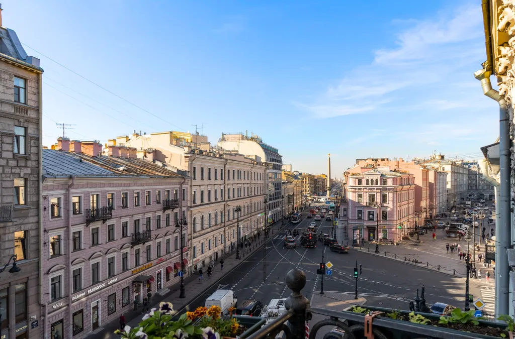 Эксклюзивныe апартамeнты в стилe поп-apт на Невском проспекте