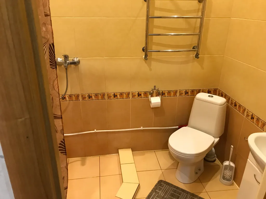 8 минут от моря