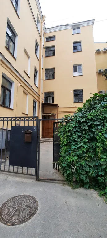 Микро-квартира с гидом по городу, в центре, рядом с метро