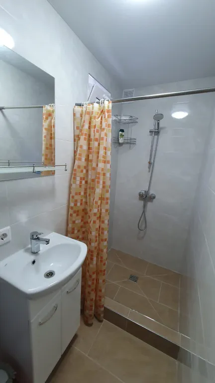 Квартира в центре города с собственным двориком и отдельным входом