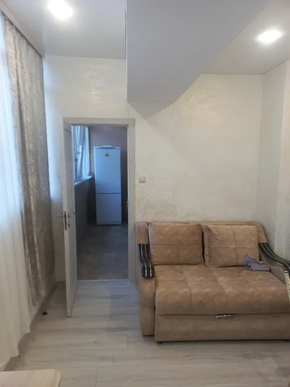 Уютная трёхкомнатная квартира город Гагра со всеми удобствами.