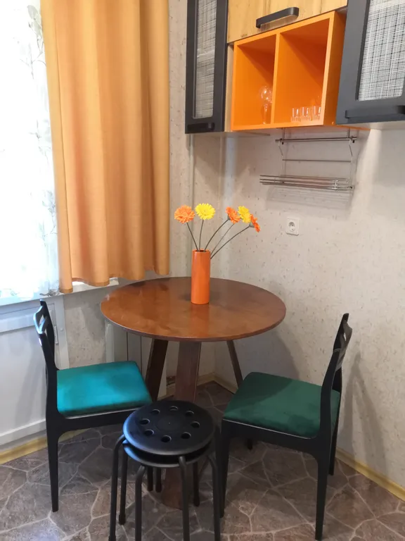 Апартамент возле Ворошиловского ТЦ