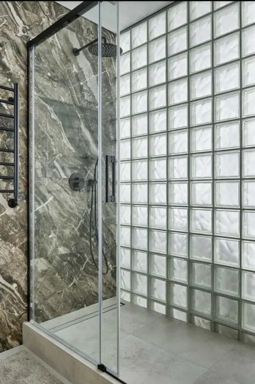 Уютный апартамент с дизайнерским ремонтом и джакузи