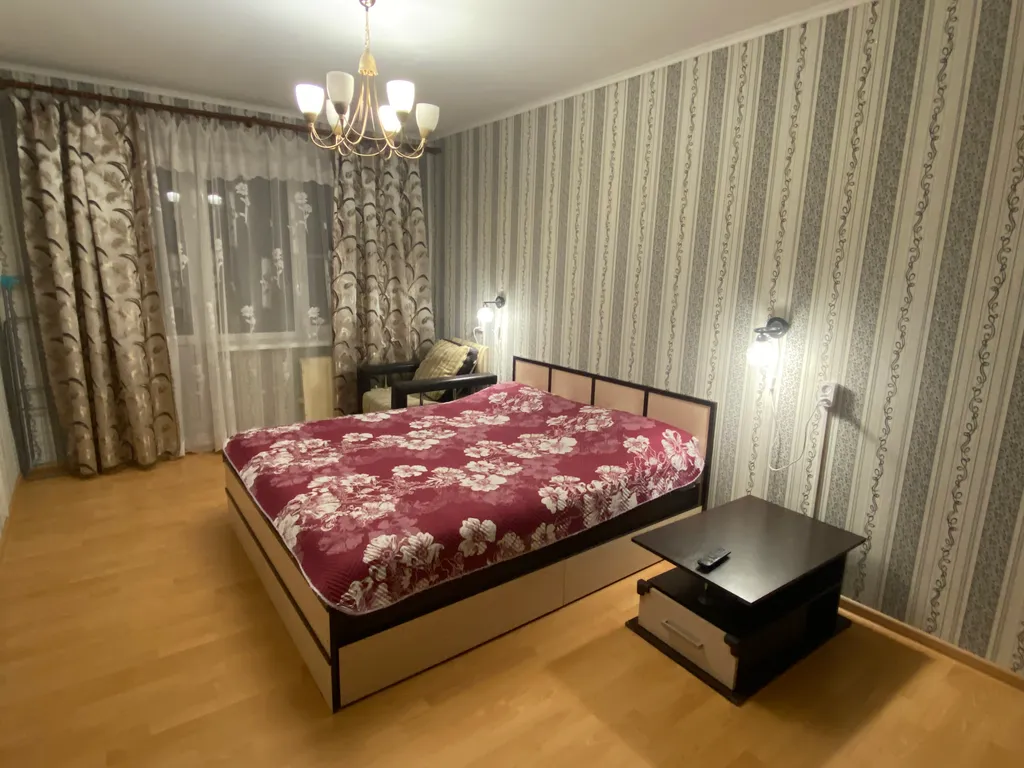 Квартира Уютная двухкомнатная квартира — Волхов