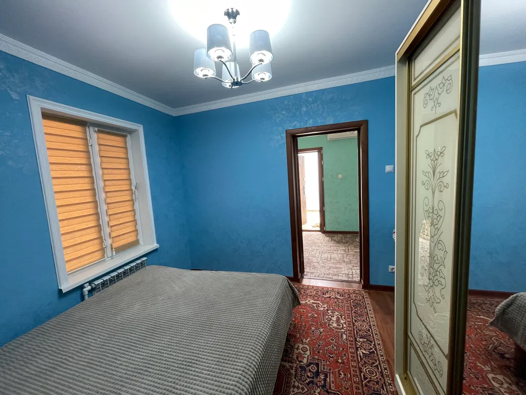 Дача с большим бассейном