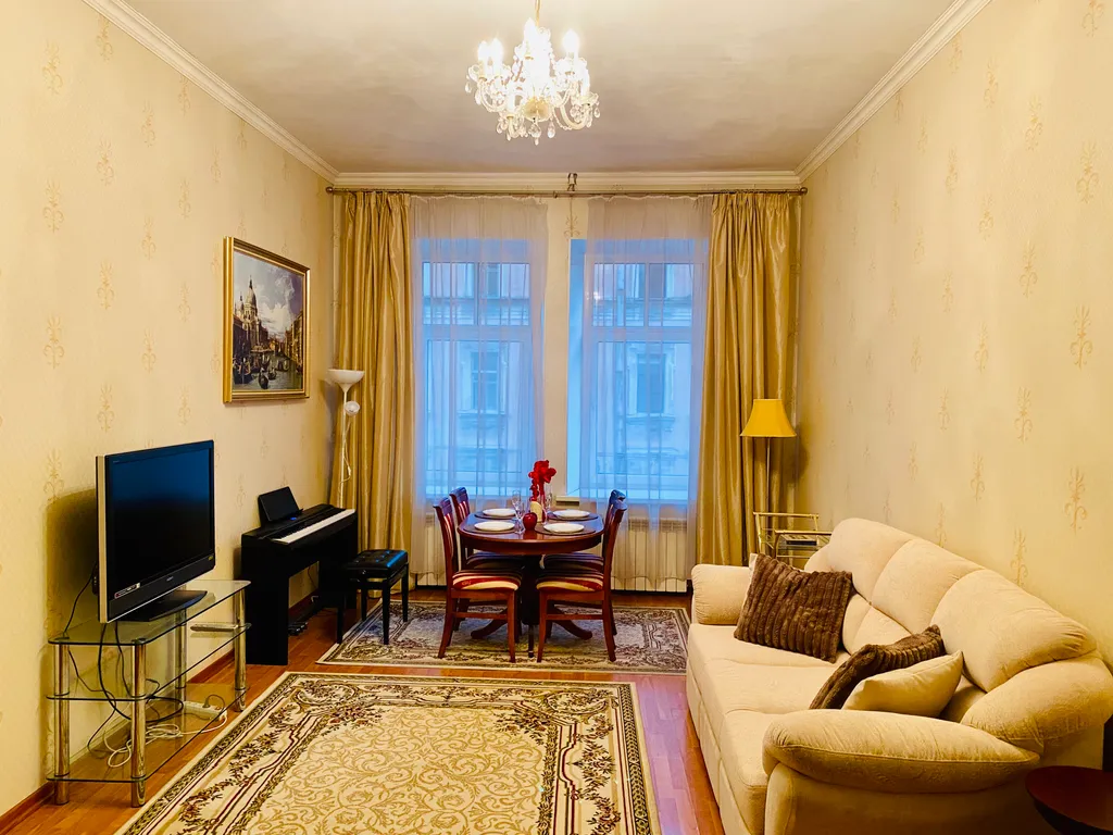 Квартира Уютная 3-к. квартира в сердце Петербурга (95,5 м², 3 кровати) — Санкт-Петербург