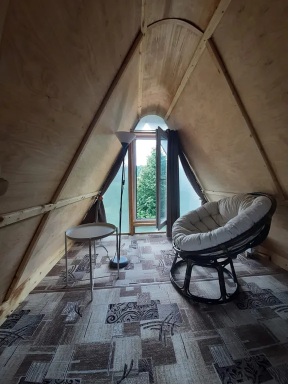 Дом у лесного пруда