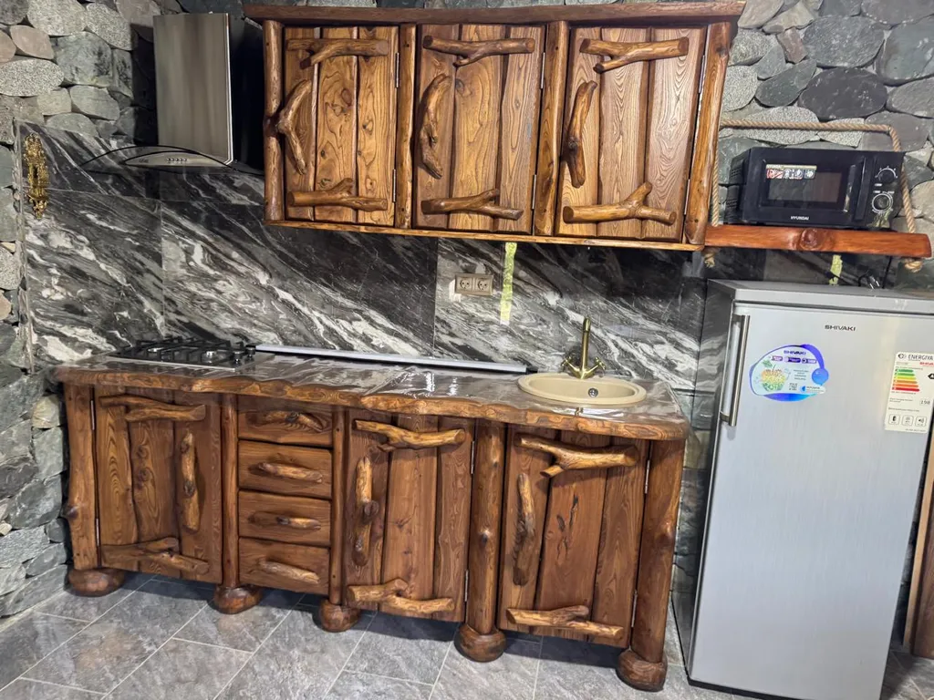 Каменный дом шале