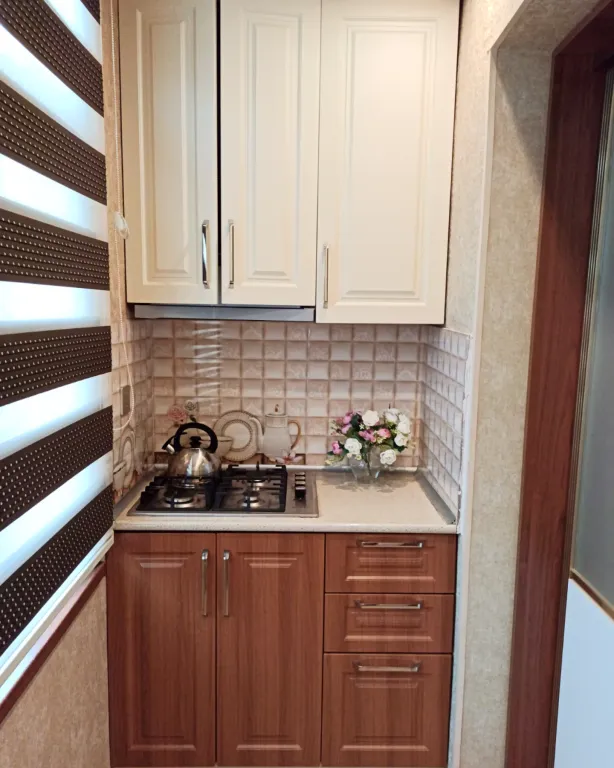 Квартира в 1 минуте от метро Кара Караева