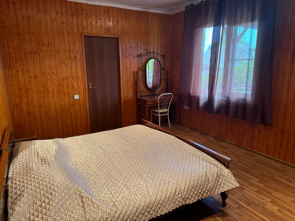 Уютный 2-х этажный коттедж в прекрасном саду