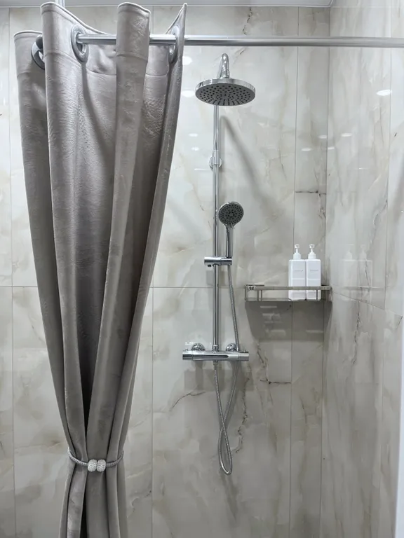 Дизайнерские апартаменты на Степана Повха