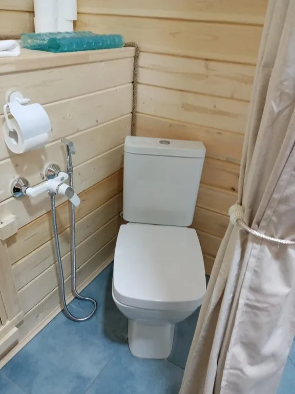 Домик с террасой