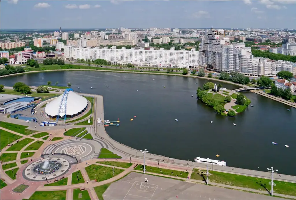 Квартира Центр Минска. Современная  квартира с панорамным видом. — Минск