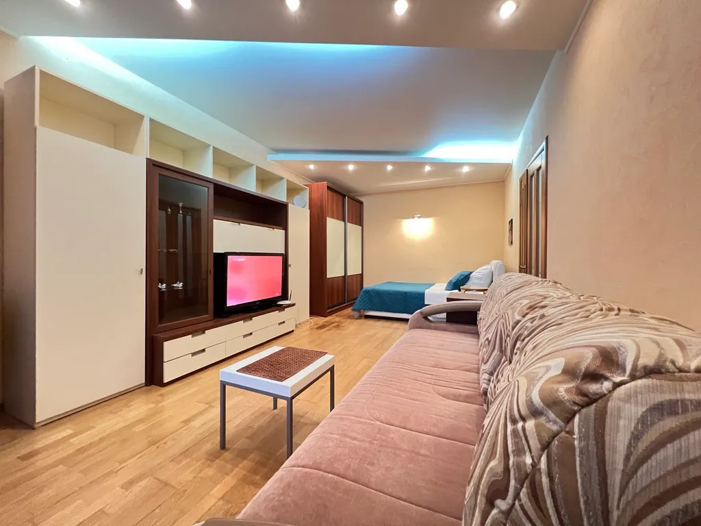 Квартира Новый дом в центре — аренда посуточно в Орёл