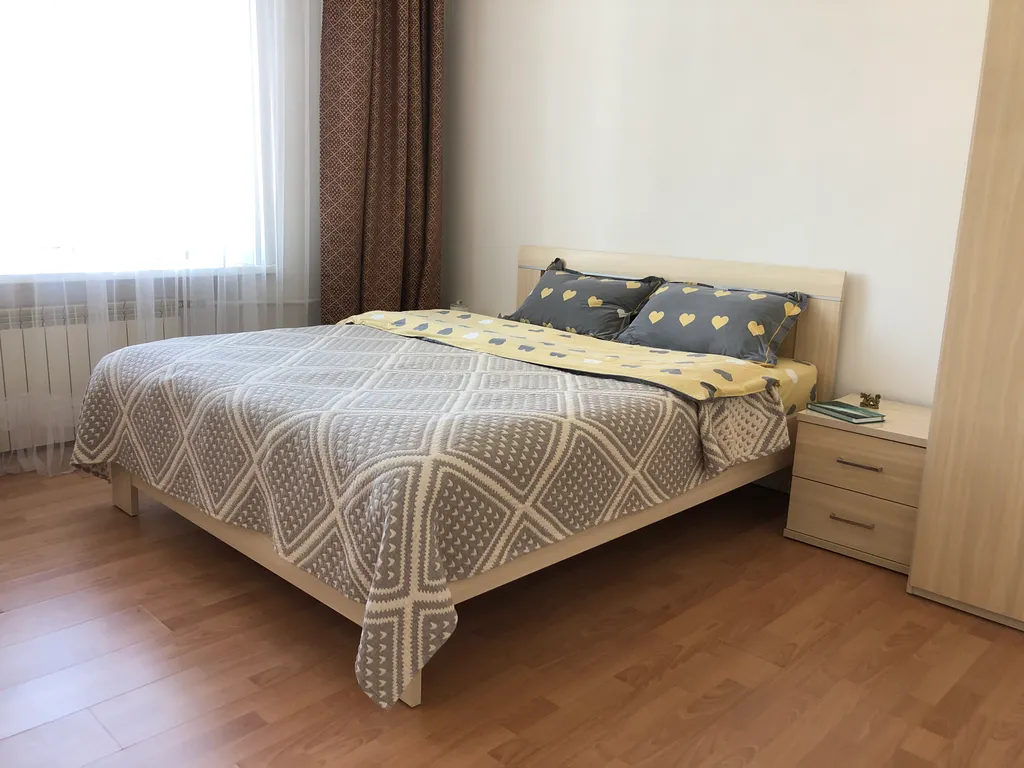 Светлая квартира в самом сердце города в историческом здании — аренда посуточно в Владивосток