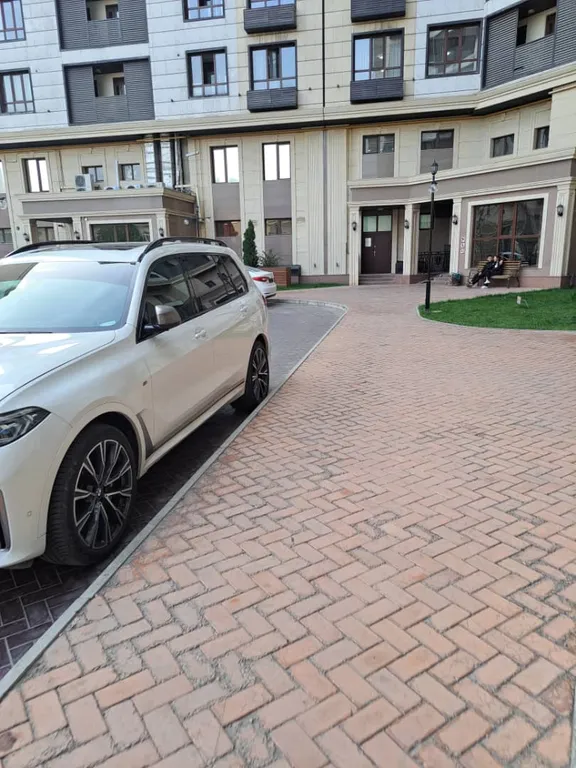 3-комнатная элитная квартира в центре города