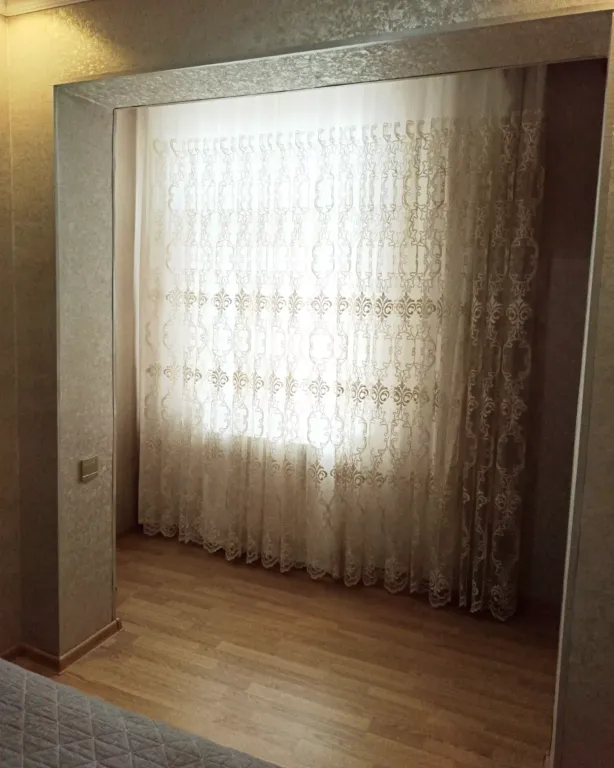 Квартира в 1 минуте от метро Кара Караева