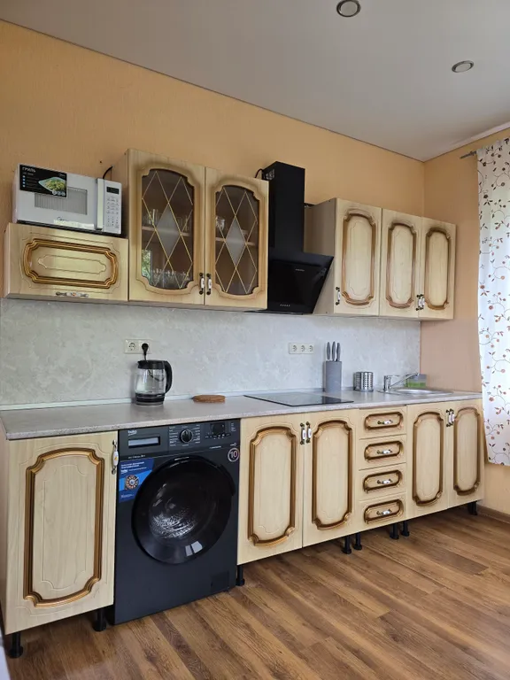 Дом - вилла - коттедж 5 спален
На территории бассейн