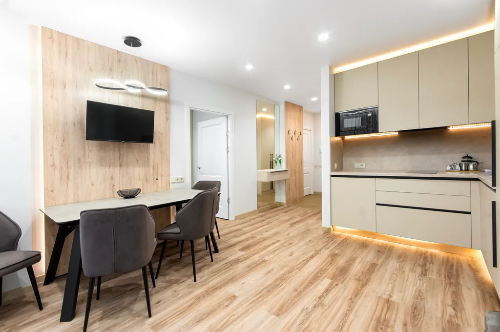 Стильная двухкомнатная квартира у моря Небо 19