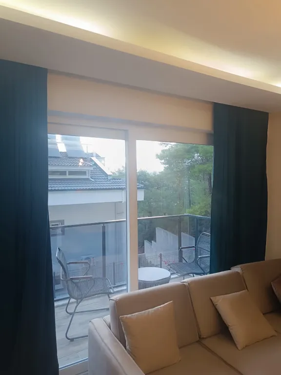 Квартира с бассейном и собственным полисадником