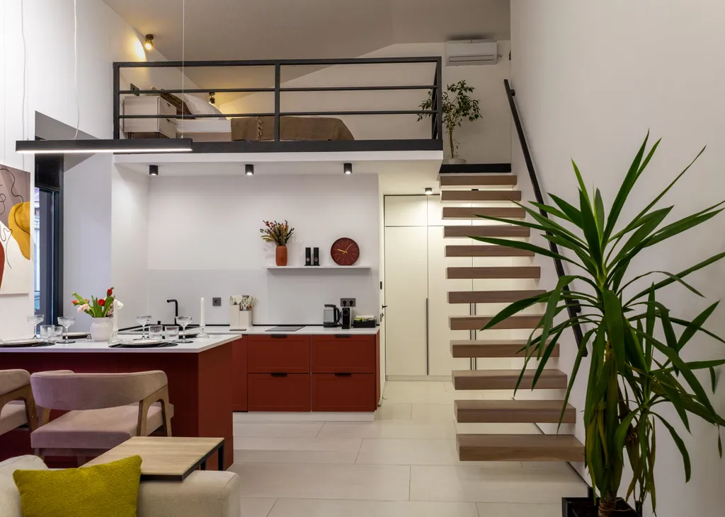 Двухуровневые апартаменты в центре