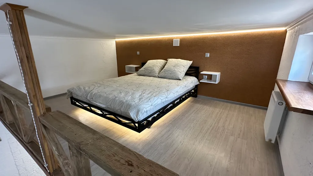 Новая уютная квартира в частном районе