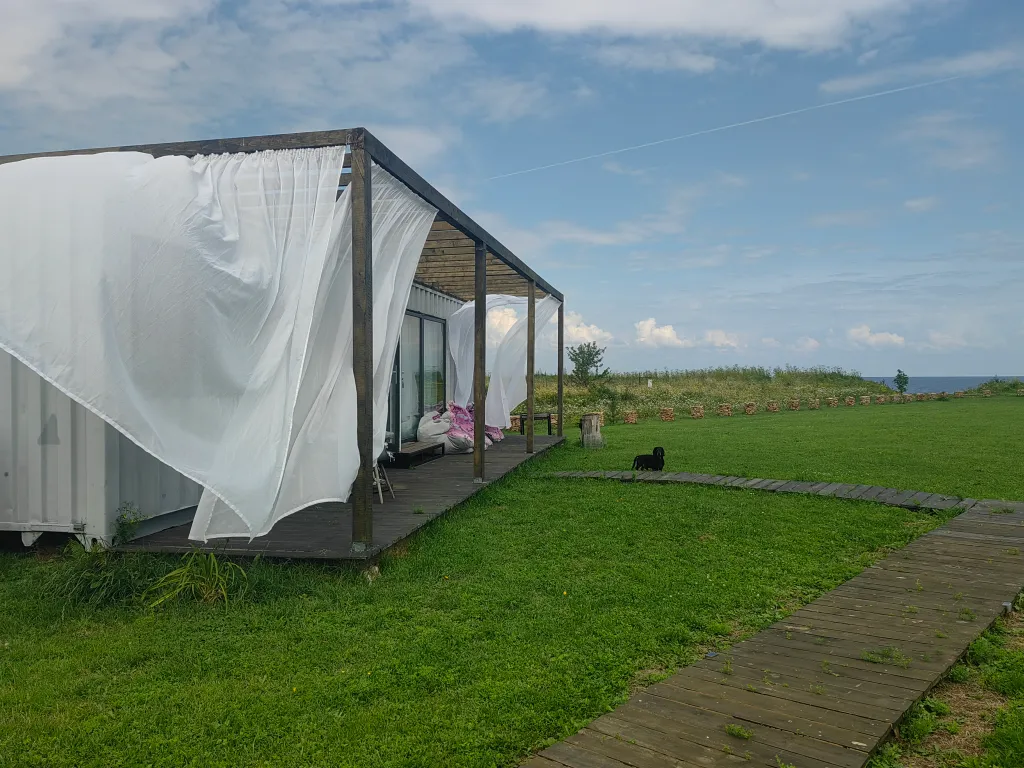 База отдыха с панорамными видами на озеро Ильмень