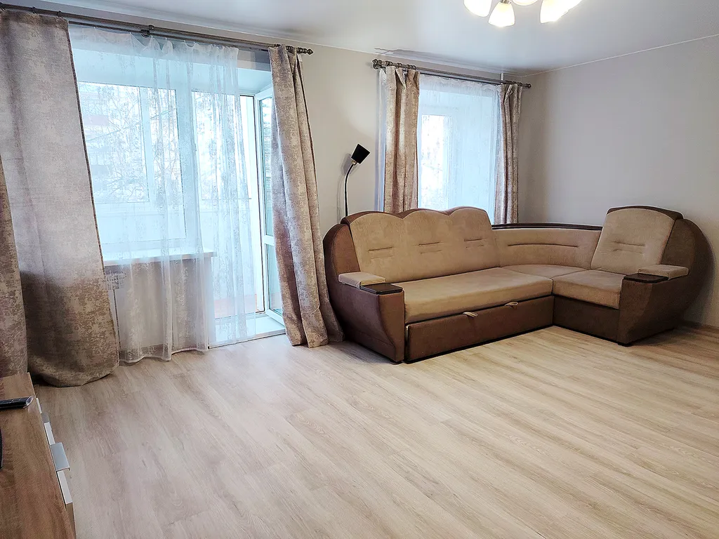 Уютная квартира после ремонта — аренда посуточно в Междуреченск