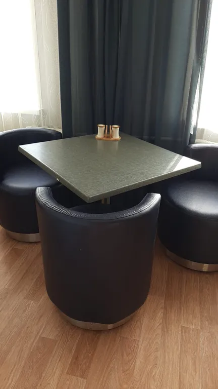 Двухкомнатная квартира с отличным ремонтом в центре Норильска