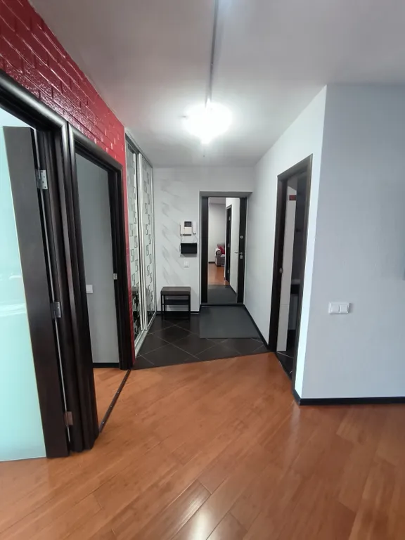 Комфортная трехкомнатная квартира на Ленинской