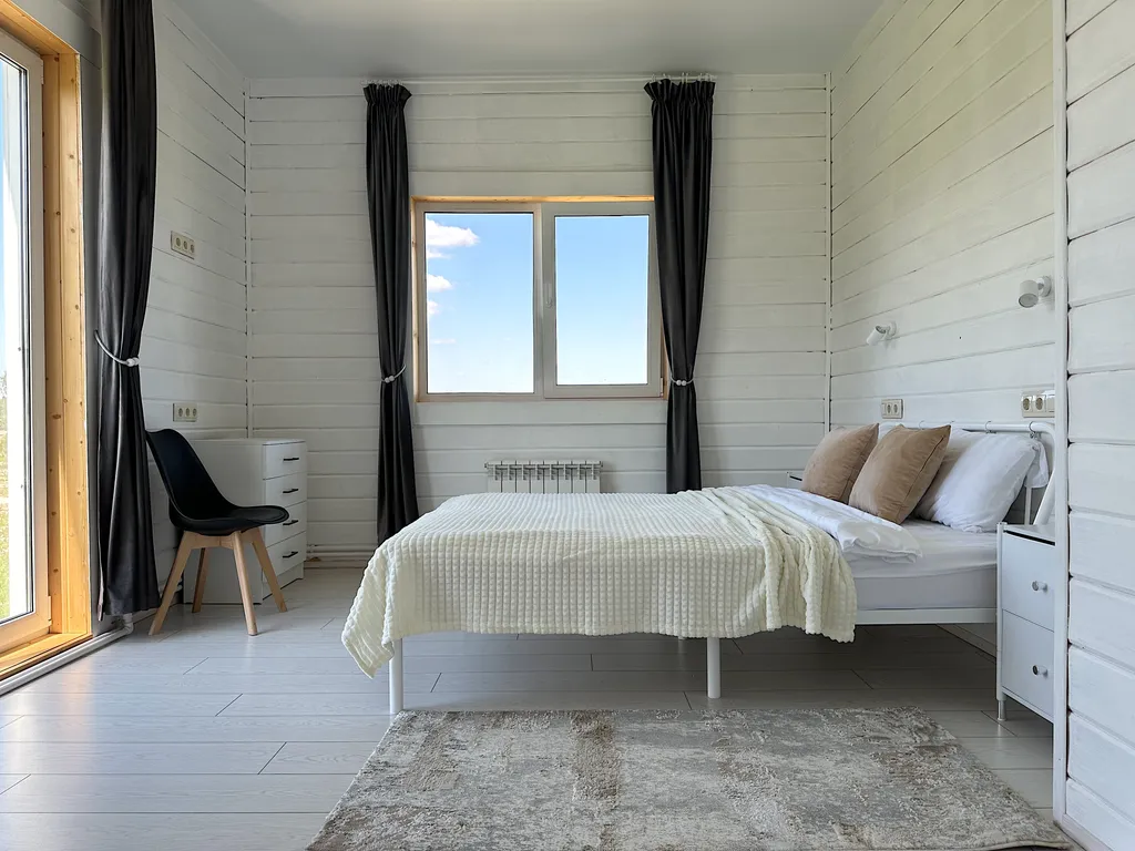 Коттедж с сауной с видом на лес