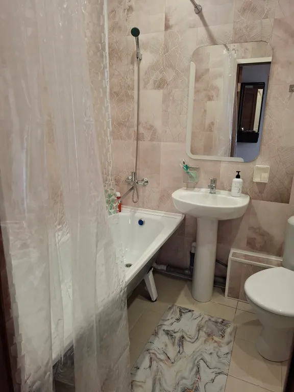 Светлая квартира в новом доме 5-10 минут до центра