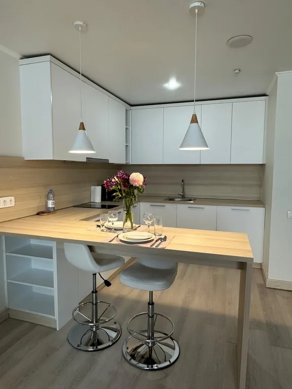 Yes apart у Ботанического сада